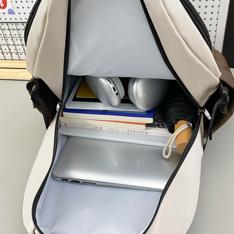 A large-capacity, trendy and casual backpack for college students, a Korean-style college student, and a versatile backpack for teenagers Specification drawing
