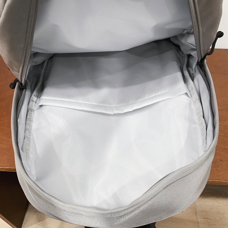 Korean style ins trendy large-capacity backpacks for junior and senior high school students, Hong Kong style cool casual backpacks for college students and couples Application Scenario