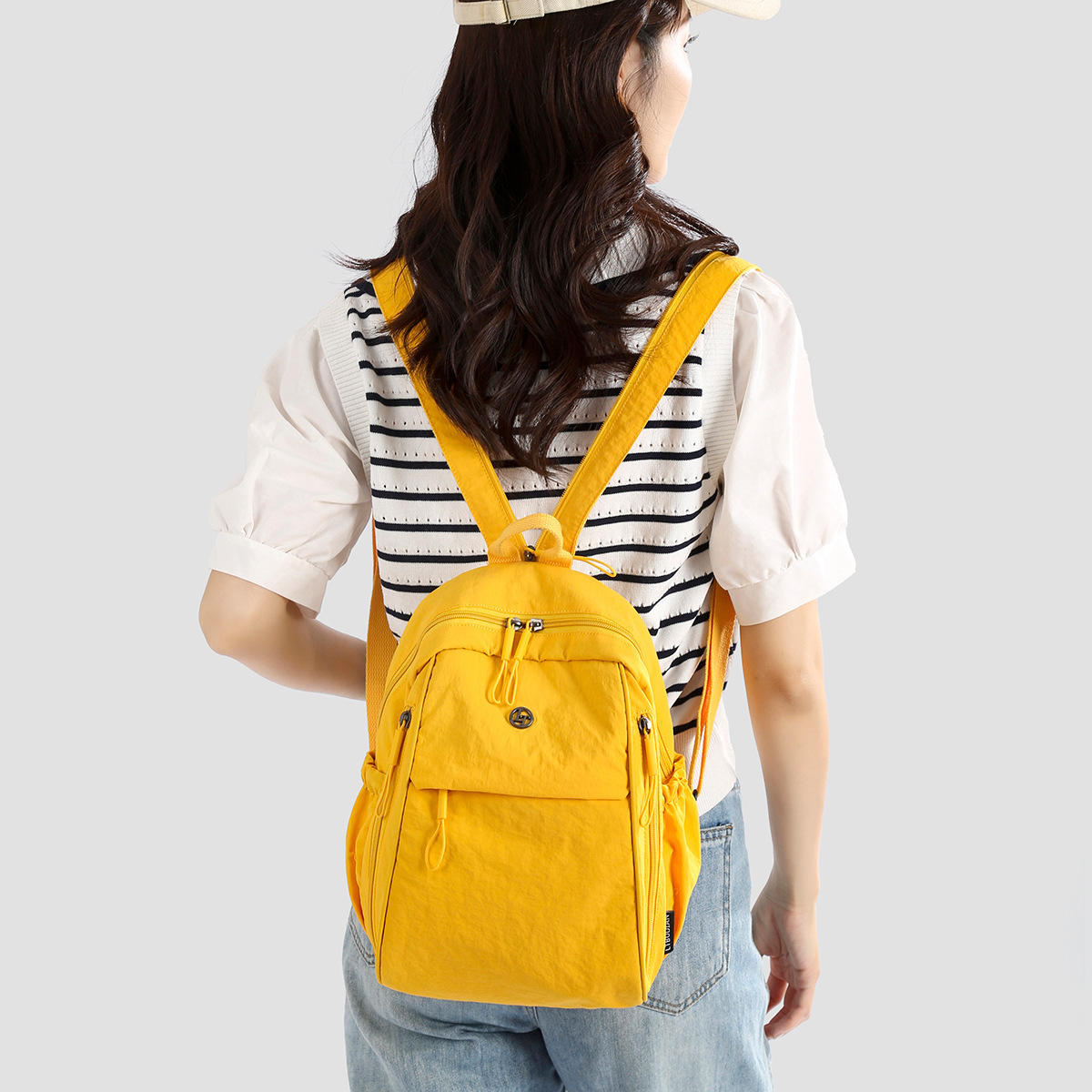 Lightweight mountain water-resistant backpack for college students' outdoor sports, large-capacity, lightweight, casual travel backpack for women details Picture