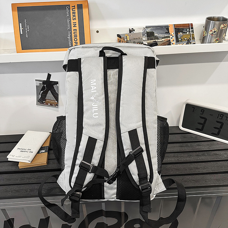 High appearance level sports schoolbag, versatile fitness backpack, large-capacity basketball sports backpack, simple outdoor travel bag Specification drawing