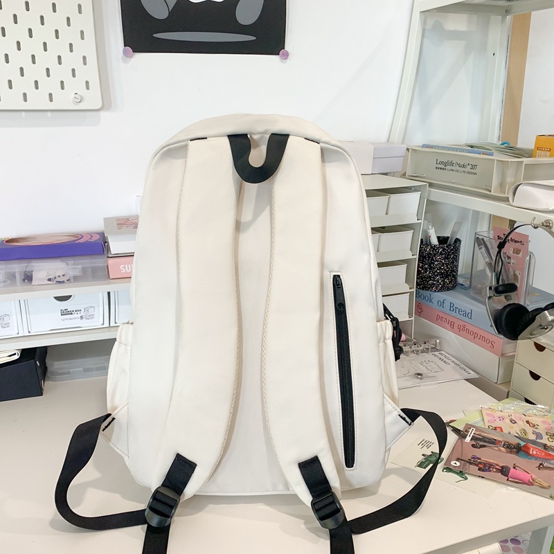 This is a fresh and cute schoolbag with a Korean school style. It features a multi-layered design and is a solid-color backpack for female junior high school students Specification drawing