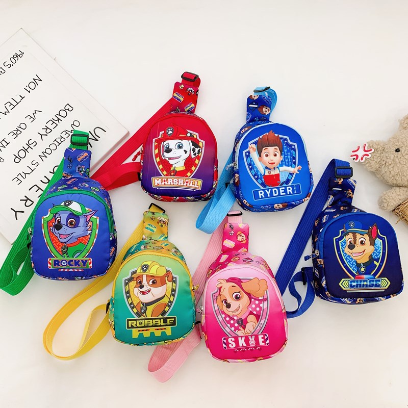 A new winter children's cartoon and animated dog woof Woof print crossbody bag for kindergarten casual outings full figure