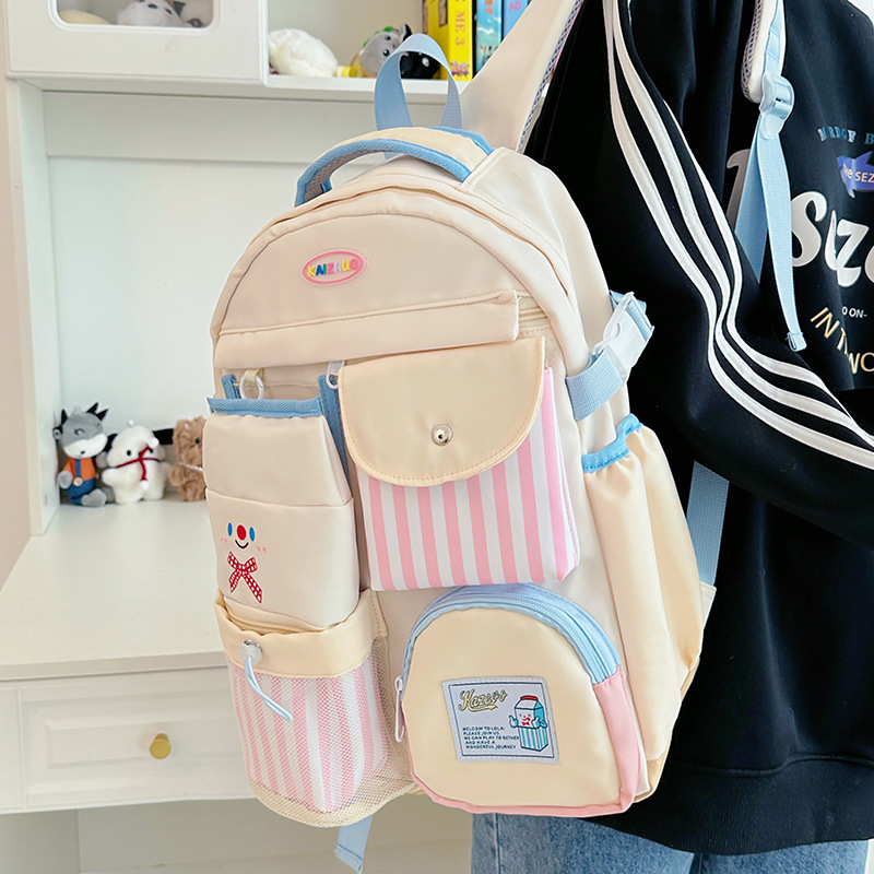 2025 New school style cute and niche design schoolbag, Japanese color contrast dopamine backpack, fresh and clean backpack details Picture