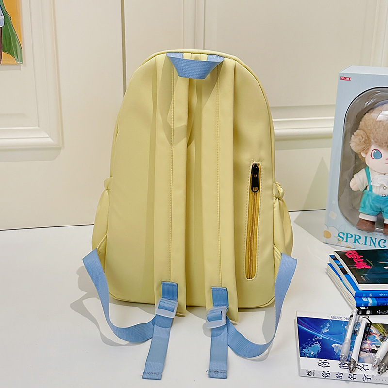 The 2025 new Ins-style cute and fresh college student schoolbag is lightweight and versatile, a sweet backpack and a casual travel bag Application Scenario