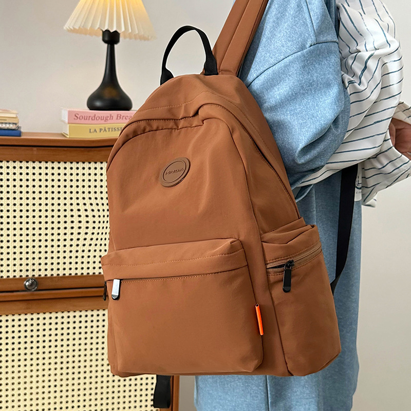 New casual backpack for women, a simple and lightweight Japanese-style commuting travel backpack with large capacity for junior and senior high school students details Picture