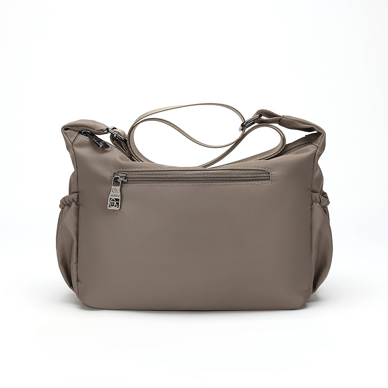 A new large-capacity casual single-shoulder tote bag for women with a simple and high-end feel, a Korean-style fashionable and versatile crossbody bag Specification drawing