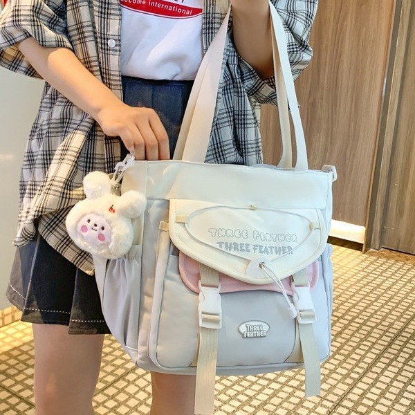 Student's simple tutorial bag, Japanese-style fresh and clean flip cover square pocket, commuting single-shoulder bag, color-blocking class crossbody bag details Picture