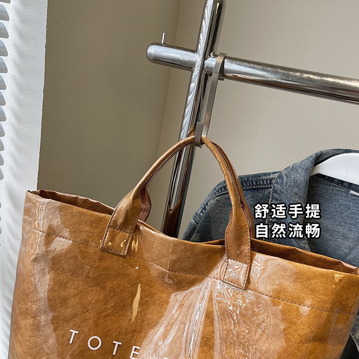 A versatile large-capacity DuPont paper bag 2025 new style fashionable transparent PVC waterproof tote bag for commuting Specification drawing