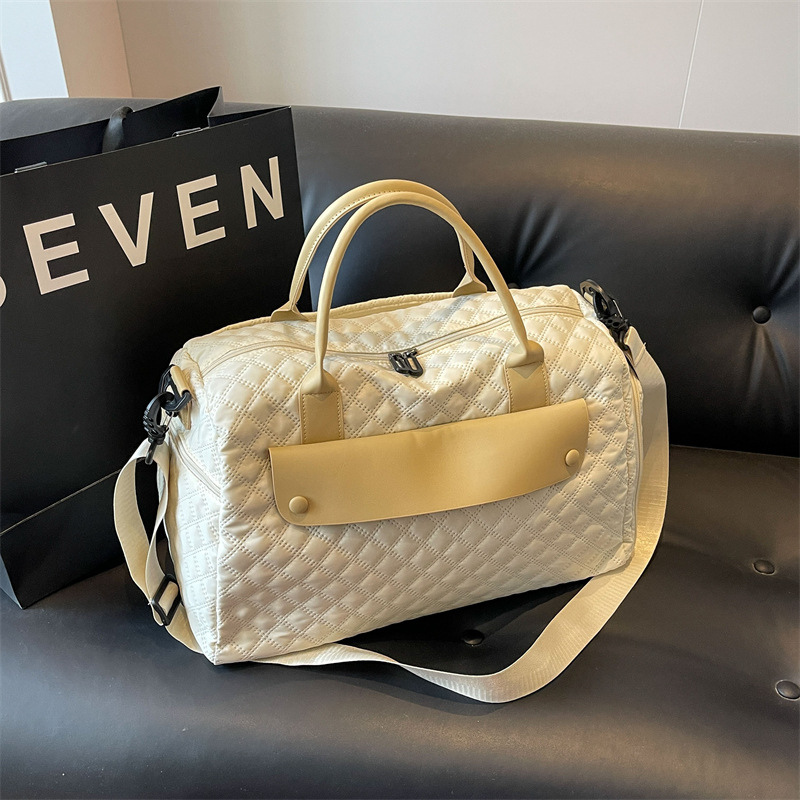 New travel bags, short business trip luggage bags, large-capacity sports and fitness bags for women, and single-shoulder crossbody handbags for women full figure