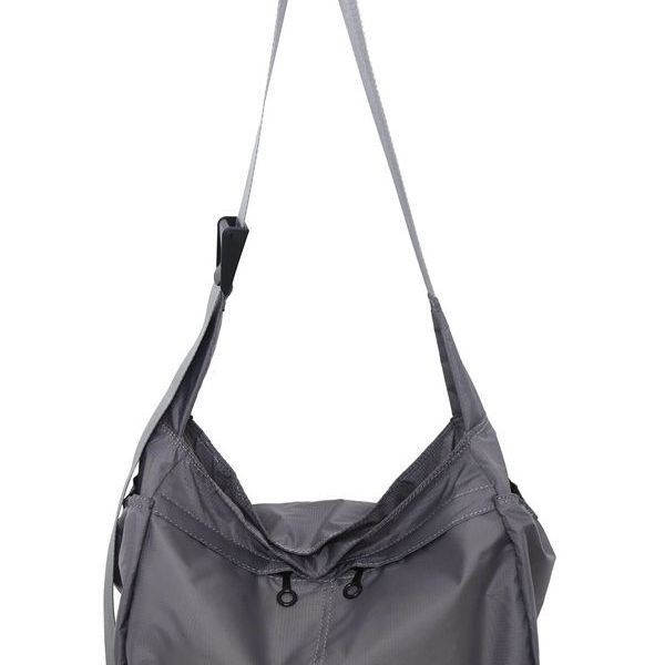Nylon bag women's crossbody bag 2023 new trendy large bag, student casual single-shoulder large capacity, Korean version commuting single-shoulder Item Picture