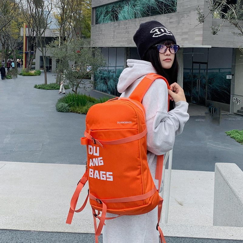 New Korean version ins letter-style outdoor travel hiking and mountaineering bag for men and women, a large-capacity travel bag for casual commuting full figure