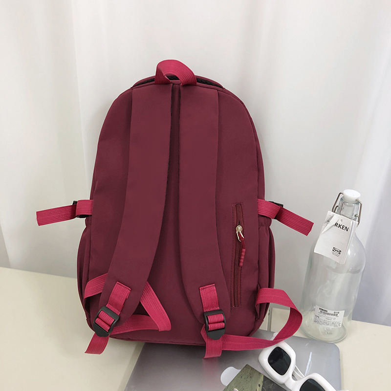 A large-capacity, simple Japanese-style Instagram backpack for junior and senior high school students, a Korean-style Instagram casual backpack in Harajuku style Specification drawing