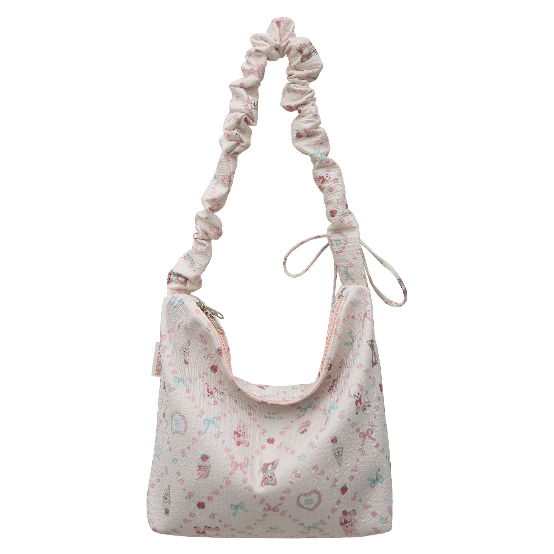 Korean ins cartoon embossed single-shoulder bag, women's large-capacity versatile tote bag, fashionable beach vacation handbag Item Picture