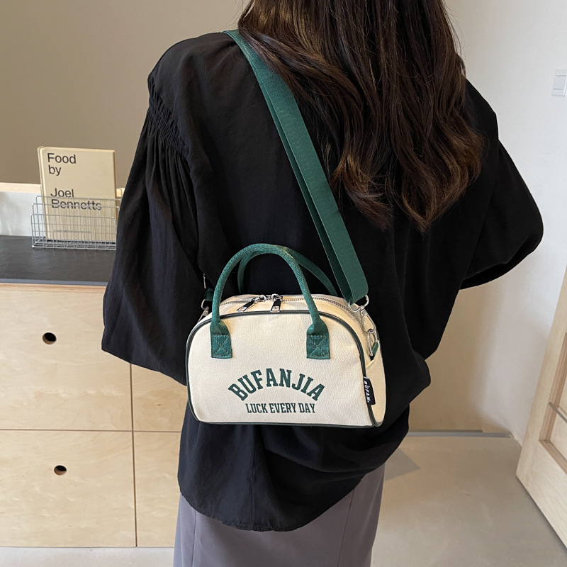 Japanese-style small bags, canvas bags, handbags, high appearance level, fashionable girls' crossbody bags, lightweight single-shoulder bags for shopping and traveling details Picture