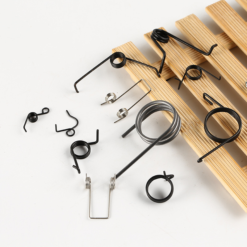 Factory wholesale non-standard stainless steel torsion springs, high-precision torsion force torsion clips, springs, double torsion springs, custom processing Application Scenario