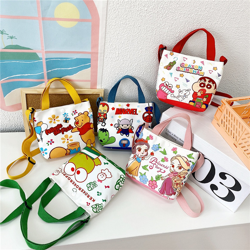 On Children's Day, there are birthday gifts for the whole class, as well as creative gift bags for the little ones in the kindergarten full figure