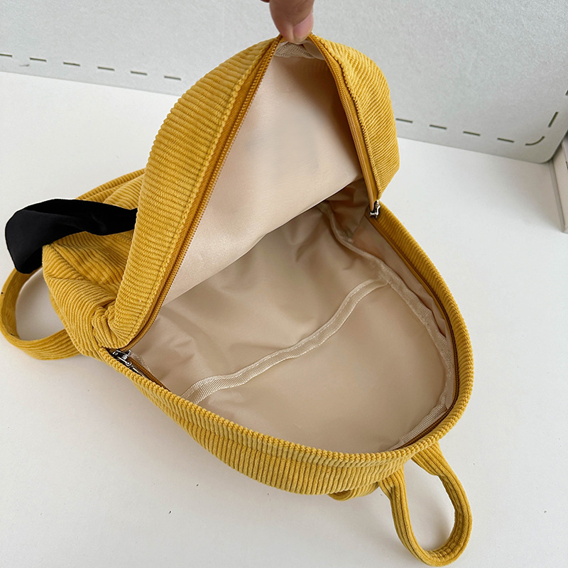 Children's kindergarten schoolbags, cute Korean cartoon dog backpacks for babies, lightweight travel backpacks for boys Application Scenario