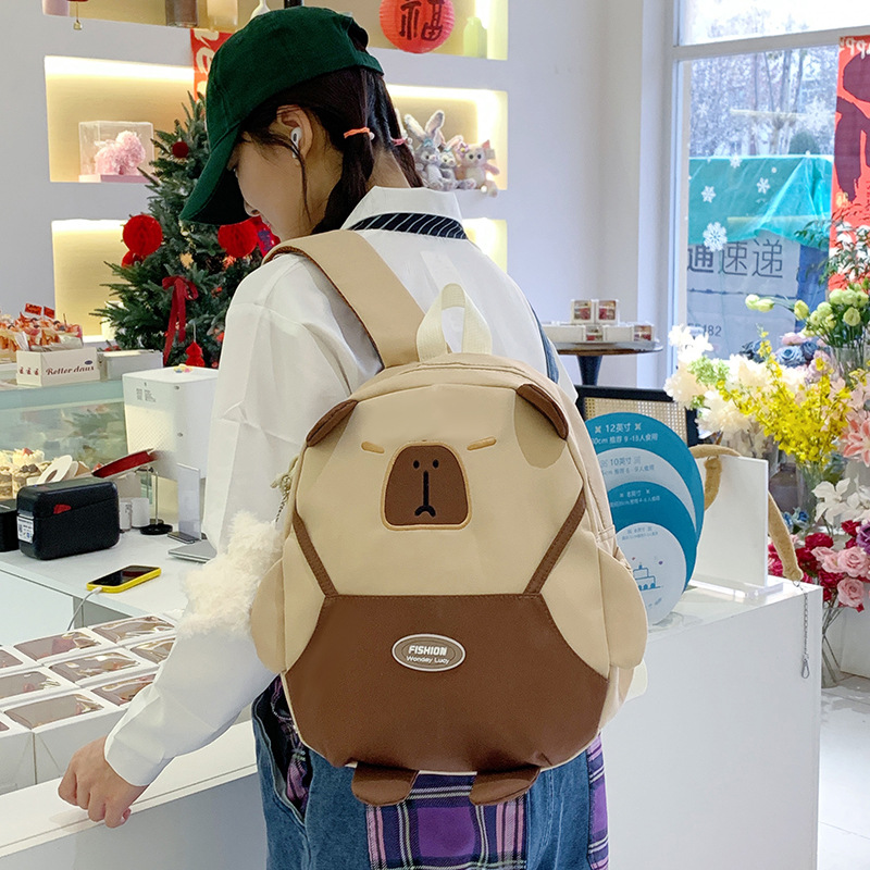 Cute girl's mini lightweight backpack for going out 2025 Spring New style Cute baby spring outing small schoolbag details Picture
