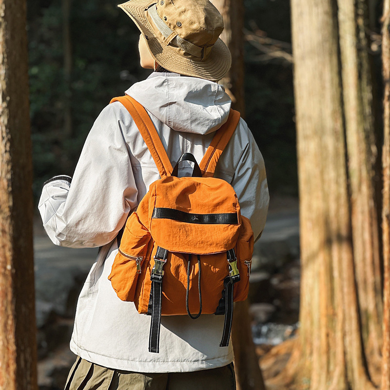 2025 New durable waterproof outdoor hiking bag for college students, large-capacity backpack, and lightweight schoolbag for students' computers full figure