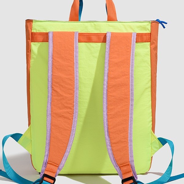 A new high-appeal, fresh and color-blocking backpack from Forest-themed ins, a multi-purpose, lightweight backpack for women's hiking and travel Specification drawing