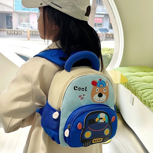 New versatile children's schoolbags for boys and girls, color-matched animal backpacks for kindergarten outings, snack bags for cross-border travel details Picture