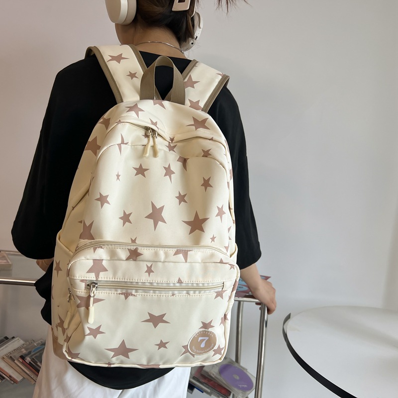 The new summer schoolbag is in the style of Harajuku for middle school birthdays, a fresh and light backpack, and a forest-themed college student travel backpack details Picture