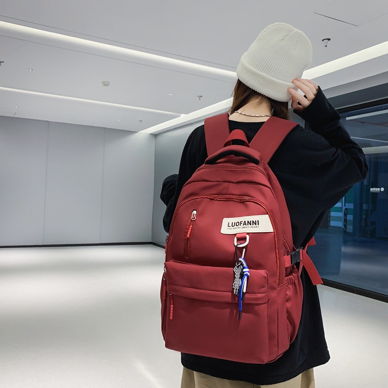 Simple schoolbags for boys, college and high school students, large-capacity backpacks for girls, college-style Korean couple backpacks Application Scenario