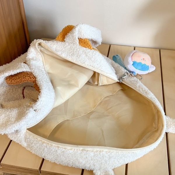 Cute cat plush bag for women 2023 autumn/winter new ins cartoon shoulder bag, soft girl commuter tote bag Application Scenario