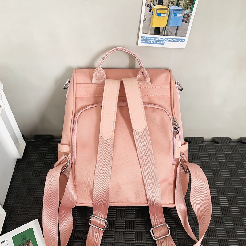 Japanese-style ins travel lightweight backpack, simple and versatile casual backpack, college student commuting backpack for classes Application Scenario