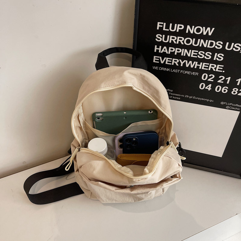 2024 New style chest bag, sporty casual women's crossbody bag, commuting light phone bag, men's versatile single-shoulder bag Specification drawing
