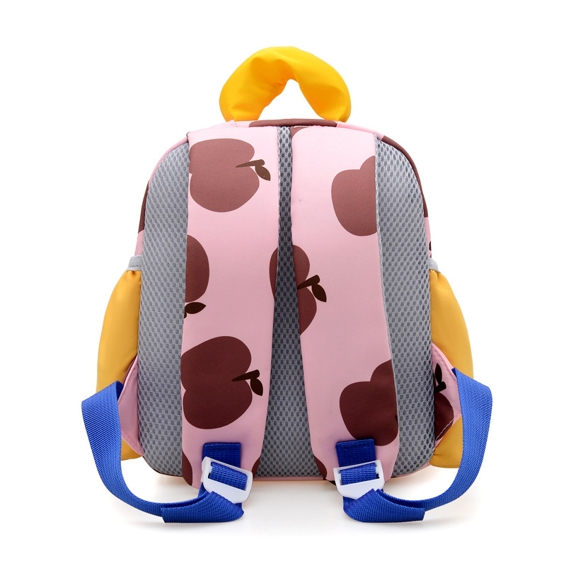2025 New style children's schoolbag: Korean-style boys' color-blocking and color-blocking backpack for going out, for girls in the middle and small classes of kindergarten Application Scenario