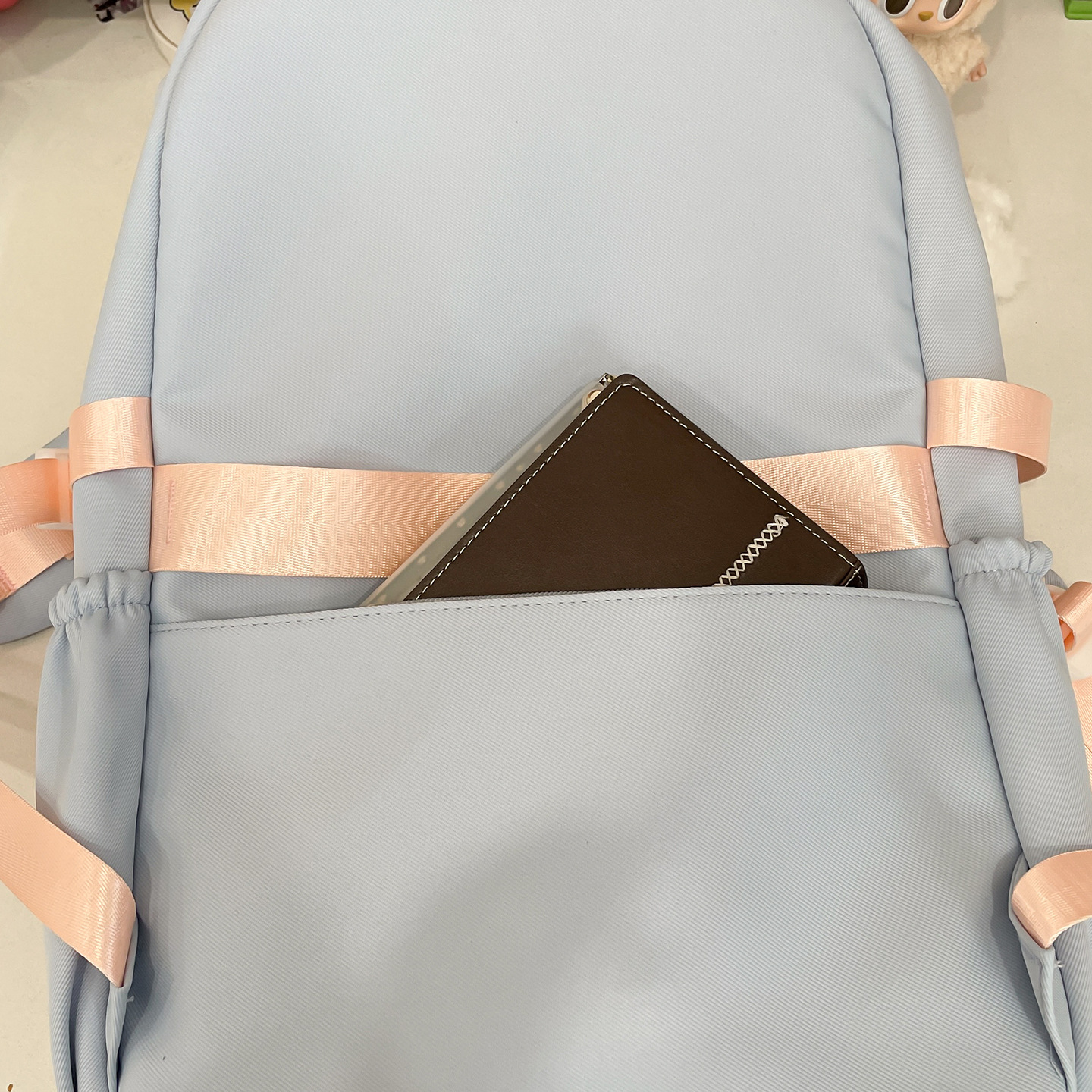 A new high-appearance-level school-style backpack with a fresh and sweet color contrast and patchwork style from Japanese Instagram, a backpack for junior and senior high school students Application Scenario