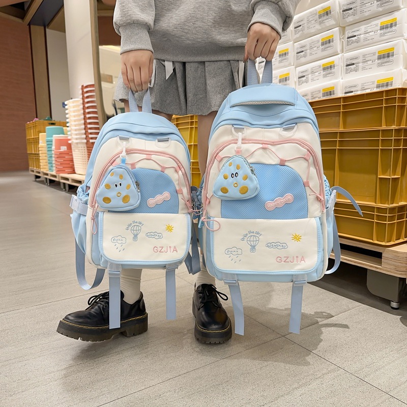 Schoolbag for primary school students, high appearance level, cute backpack for girls in grades three to six, soft and soft, mini backpack with a girlish heart details Picture