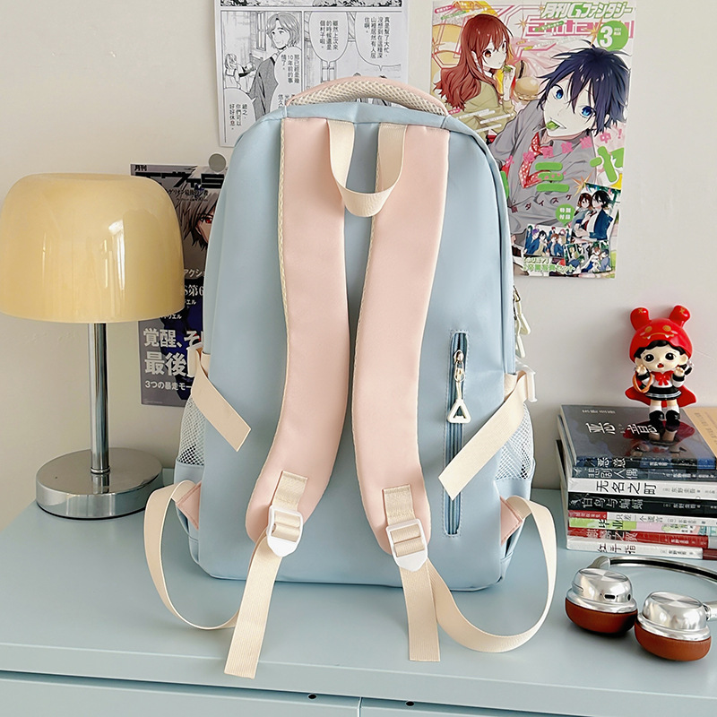 A new high-appearance-level forest-themed ins fresh, sweet and cute transparent pain-relieving bag, a lightweight backpack for junior and senior high school students Specification drawing