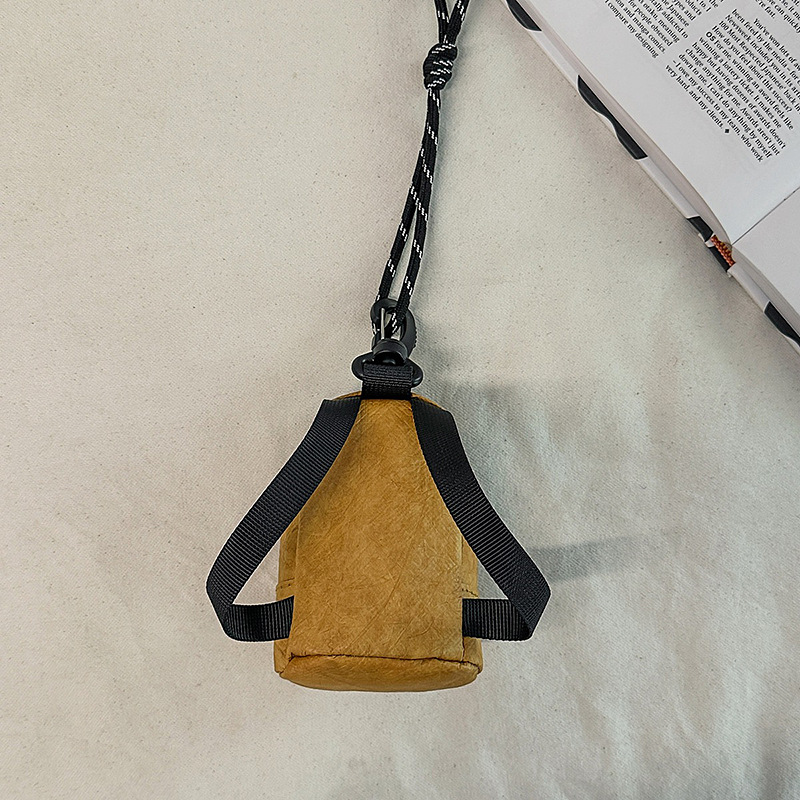 A new Korean-style Instagram mini coin purse with a high level of appearance and cool cross-border style, a simple and lightweight crossbody bag in solid colors for both men and women Specification drawing