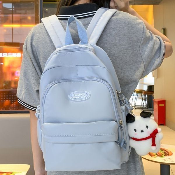Japanese-style soft and cute girl backpacks, small college student lightweight mommy backpacks, children's travel small schoolbags details Picture