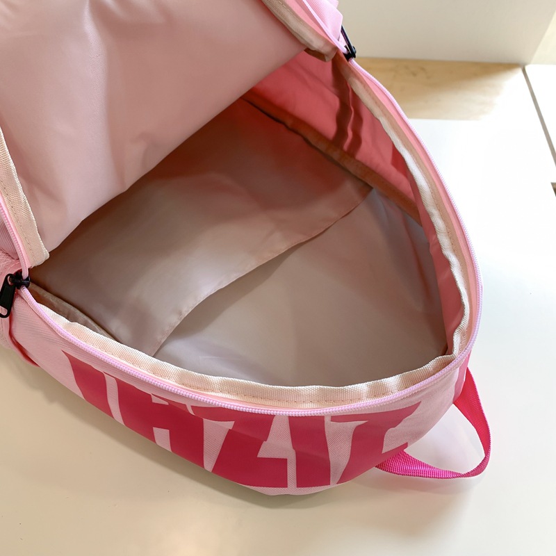 Japanese-style ins backpack, a simple and lightweight backpack for female college students, and a mini summer travel backpack for children Application Scenario