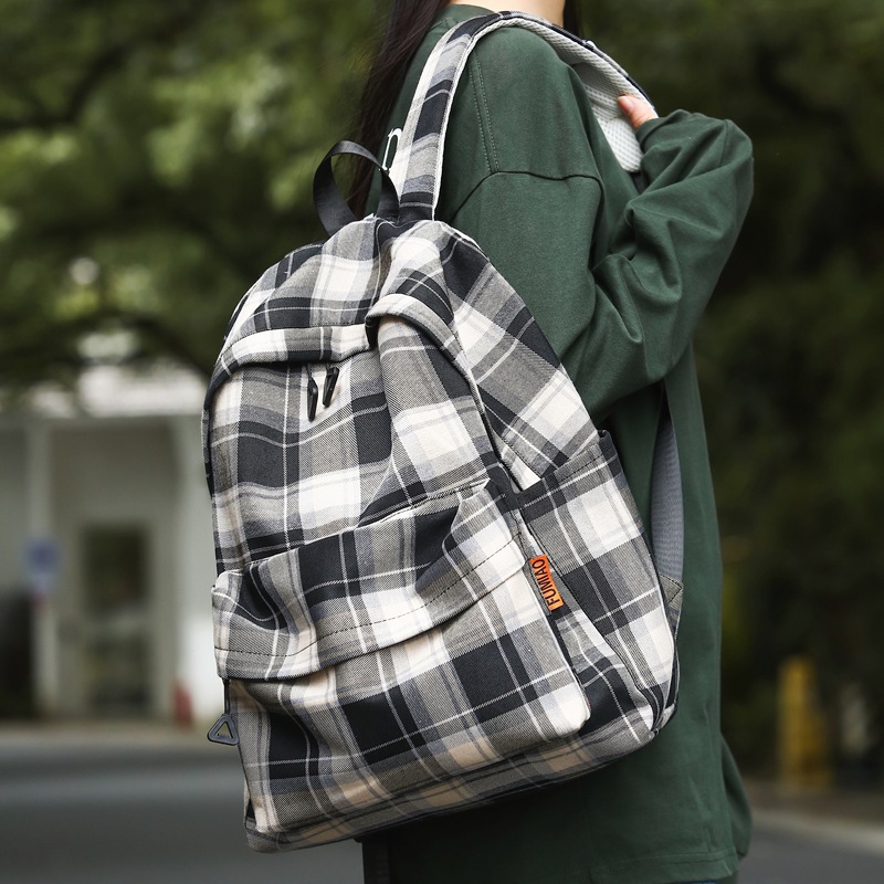 Japanese-style campus autumn and winter retro checkered backpack, junior and senior high school schoolbag, niche large-capacity college student class backpack full figure