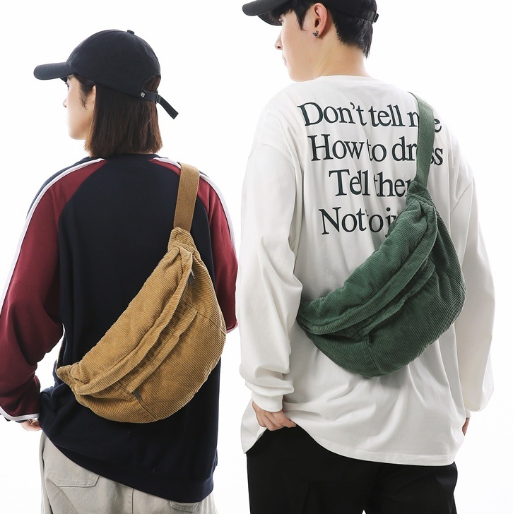 Laid-back style corduroy bag, men's large-capacity crossbody bag, trendy chest bag, Japanese student backpack, retro casual single-shoulder bag full figure