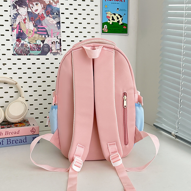 A new high-appeal, fresh and sweet color-blocking backpack from Korean Instagram, a light backpack for junior and senior high school students' outings Specification drawing