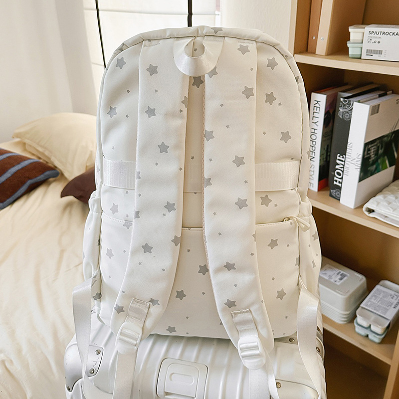 A new high-appearance-level Japanese-style ins fresh, sweet and cute star backpack, a light and simple backpack for junior and senior high school students Specification drawing