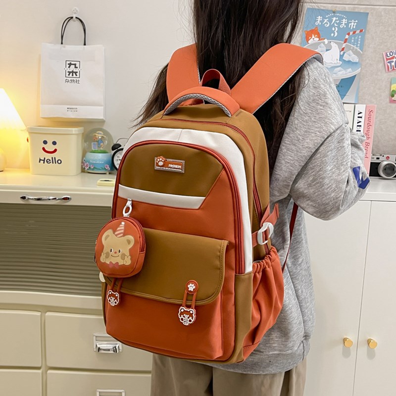Korean-style color-blocking backpack for girls, large-capacity Instagram backpack for junior and senior high school students, high appearance level, versatile backpack for going out and traveling details Picture