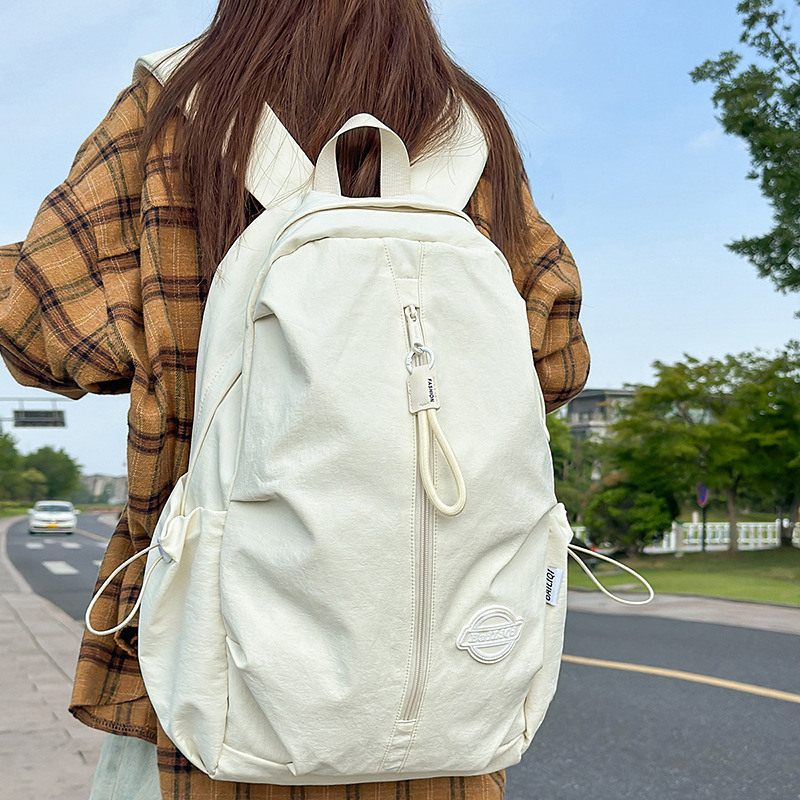 A new high-appearance-level, fresh and sweet candy-colored backpack from Korean Instagram, a large-capacity backpack for junior and senior high school students as a couple details Picture