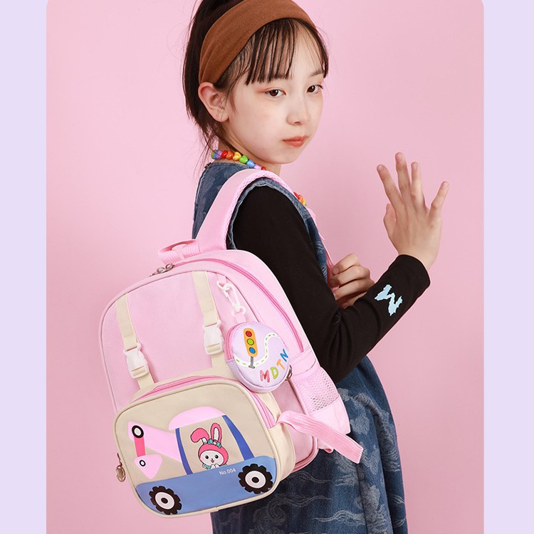 2025 New cute cartoon small schoolbag for 3-6 grade primary school girls, a lightweight and large-capacity backpack for commuting full figure