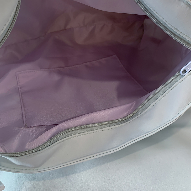 Summer new large-capacity college style sweet and cool girls crossbody bag, high appearance level ballet style girls' single-shoulder bag Application Scenario