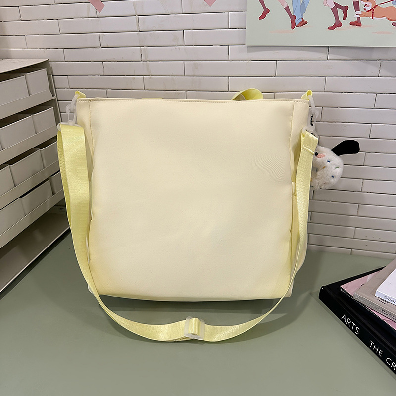 A new high-appeartion-level, fresh and cute after-school bag for student girls, a casual, light and versatile large-capacity crossbody bag for commuting Specification drawing