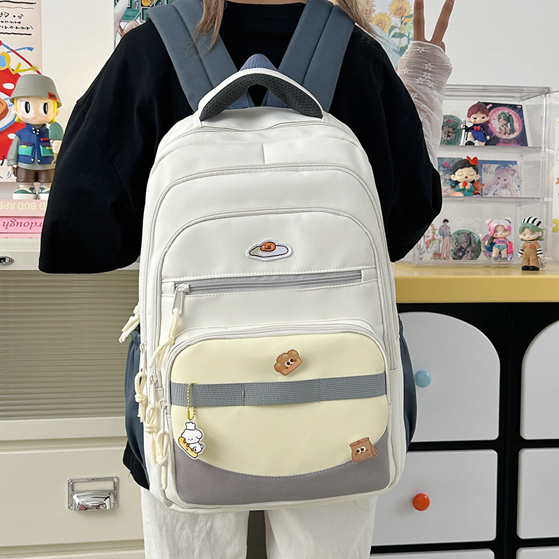The new forest-themed ins high-appearance-level fresh and sweet backpack for junior and senior high school students features color-blocking and large-capacity backpacks details Picture