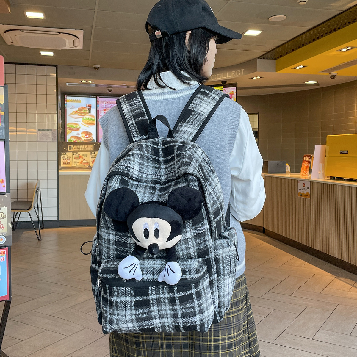 2025 Korean retro Japanese-style large-capacity college student schoolbag, checkered backpack, high appearance level, Mickey versatile backpack details Picture