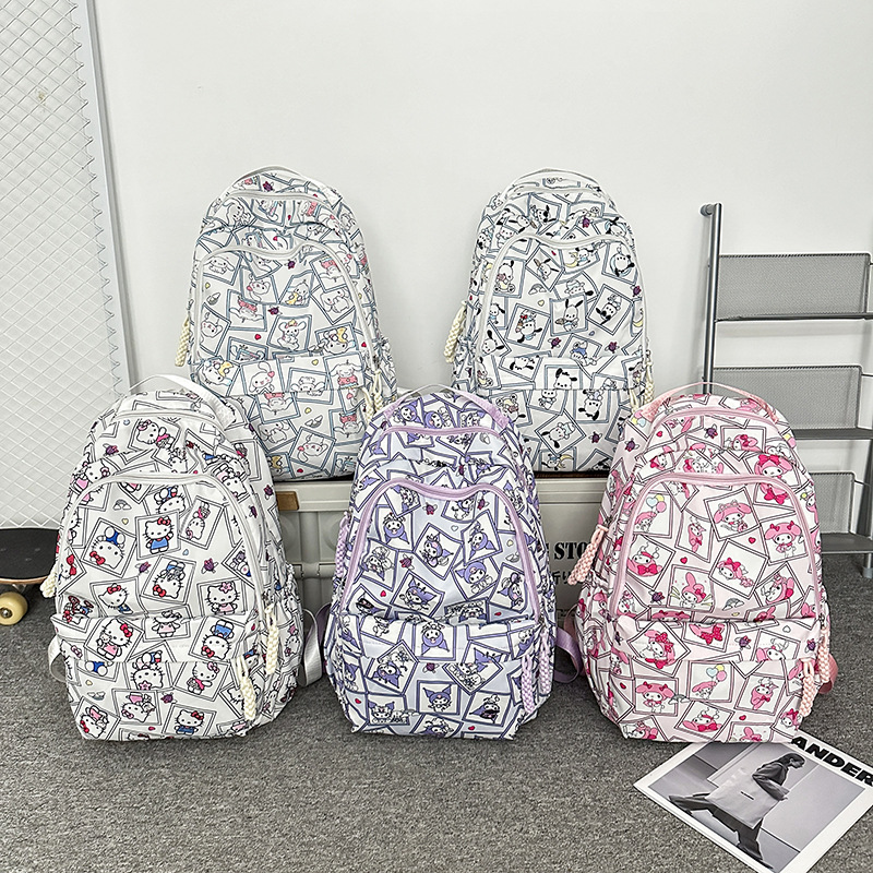 Ladies' cartoon casual large-capacity backpack, outdoor travel backpack for junior high school, senior high school and college students, graffiti backpack full figure