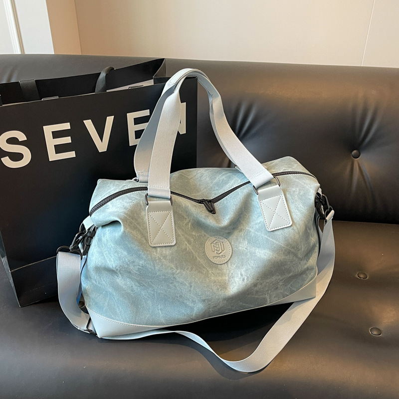 Korean style Instagram large bag, new fitness bag, women's casual lightweight crossbody bag, women's single-shoulder bag, sports fitness travel bag details Picture